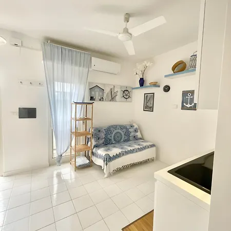 Casa 20 * סטינטינו